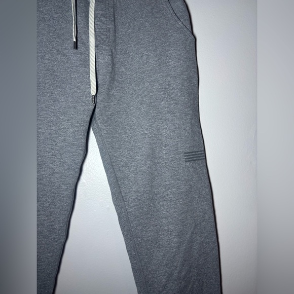 VUORI men’s balboa gray sweatpants size large - Picture 4 of 7